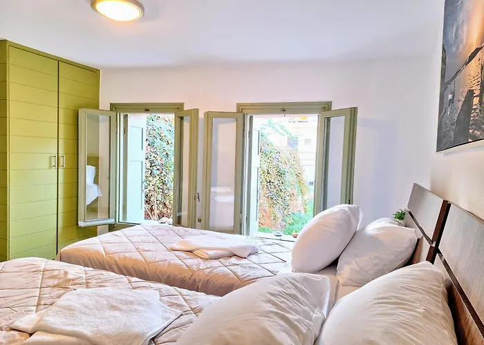 Дом отдыха Icarus Loft Old Town Rooftop Terrace Ханья